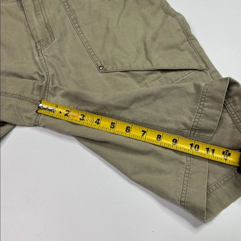 Vintage The North Face Tan Multi Pocket Shorts Size 32